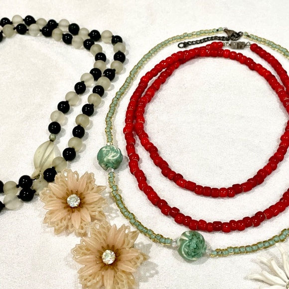 Vintage Coro Austrian Crystal Art Glass Flower Earrings Bead Necklace Lot Retro - Picture 4 of 4